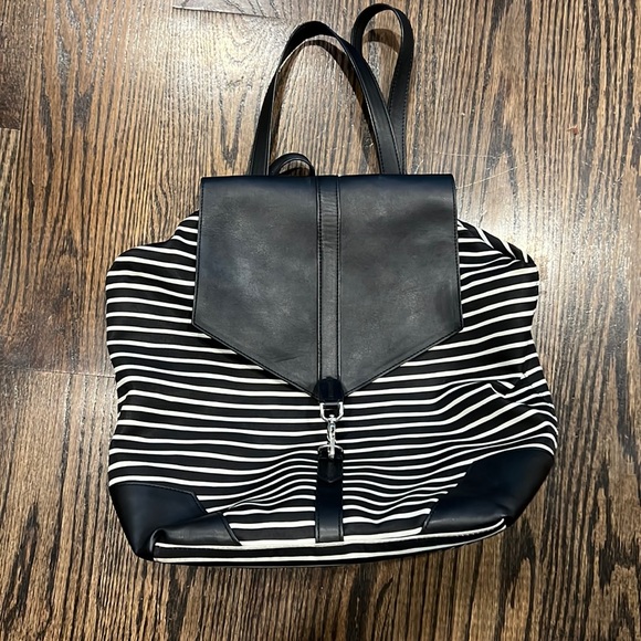 Stella & Dot backpack - Picture 1 of 9